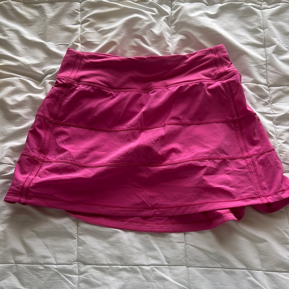 LULULEMON PINK pleated tennis skirt SIZE 2